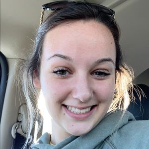 Meet your Posher, Liz